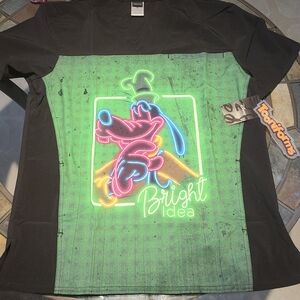 Tooniforms By Cherokee Unisex Scrub Top Disney Goofy Size Medium NWT